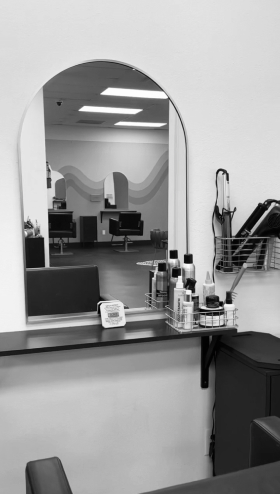 New Client Consultation at Saigetheestylist in Mobile, AL