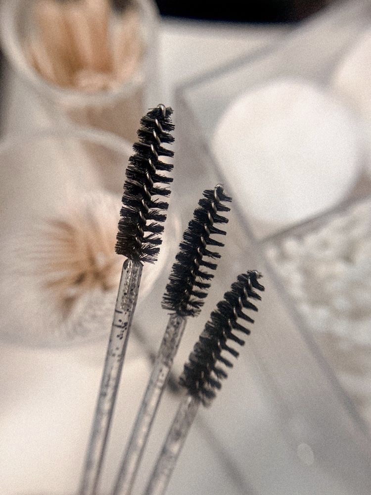Lash Extension Removal
