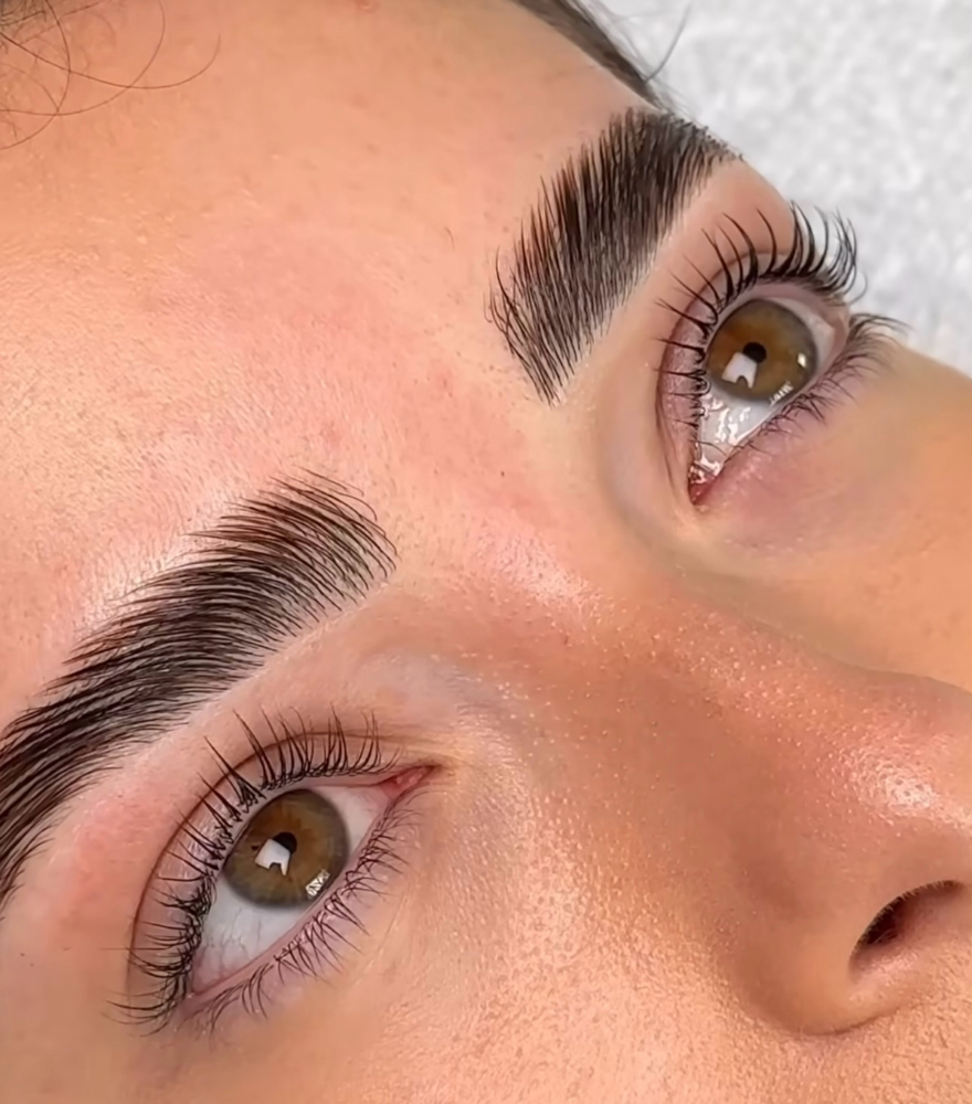 Brow Professional Tweezing