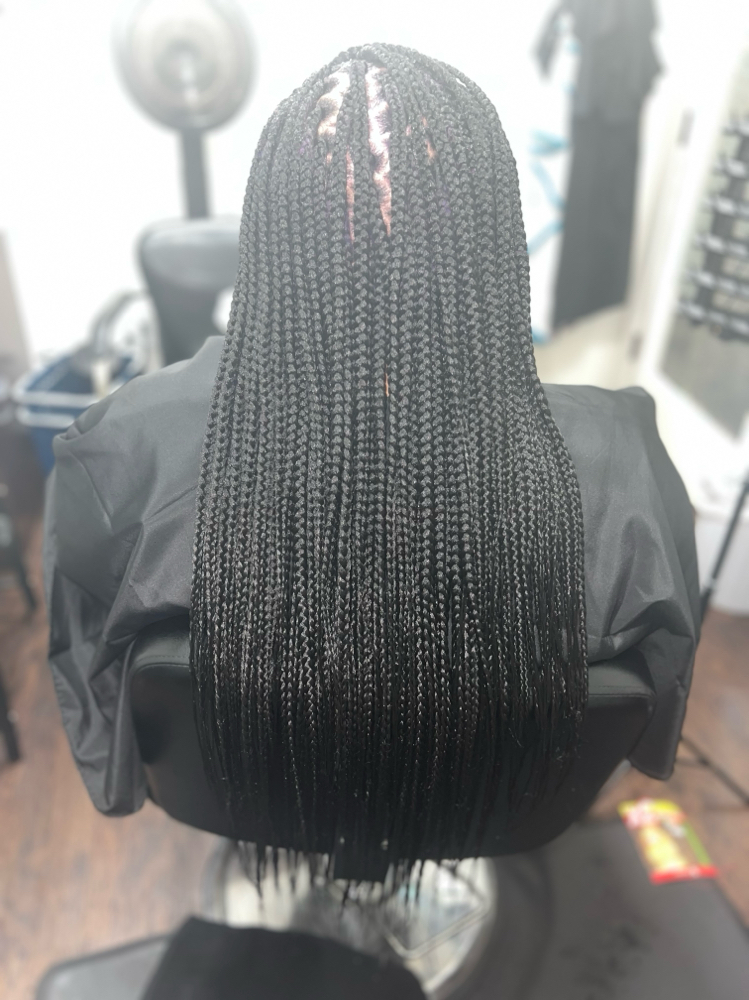 Box Braids - Medium at BraidsByQuise in Tempe, AZ