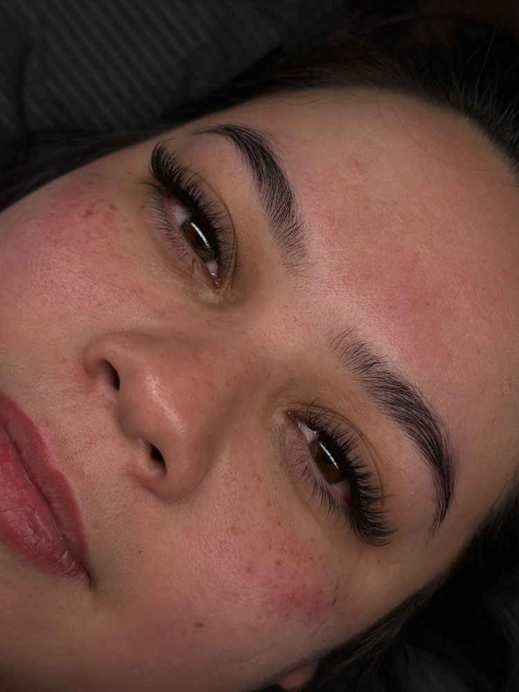 Hybrid Lash Extensions Full Set at Dream Doll Lashes LLC in Austin, TX