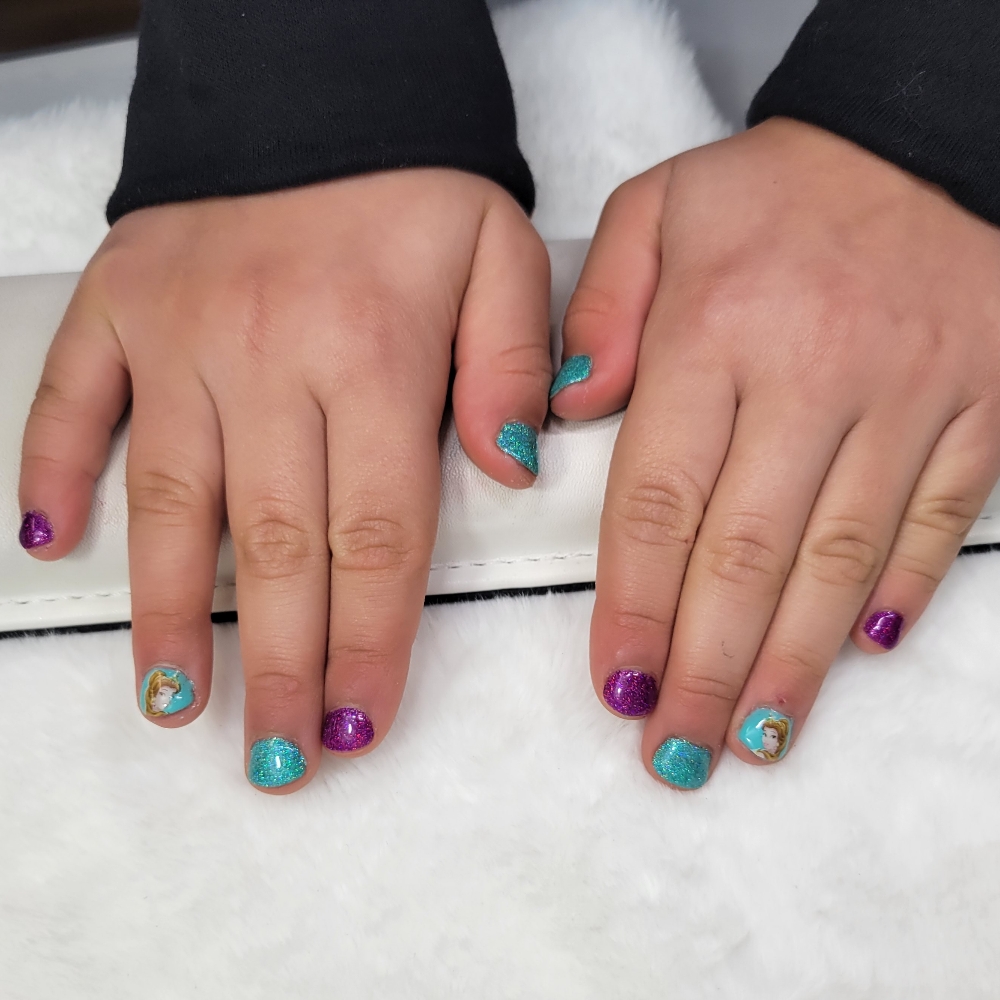 Kids Gel Manicure: 11 & Under Only