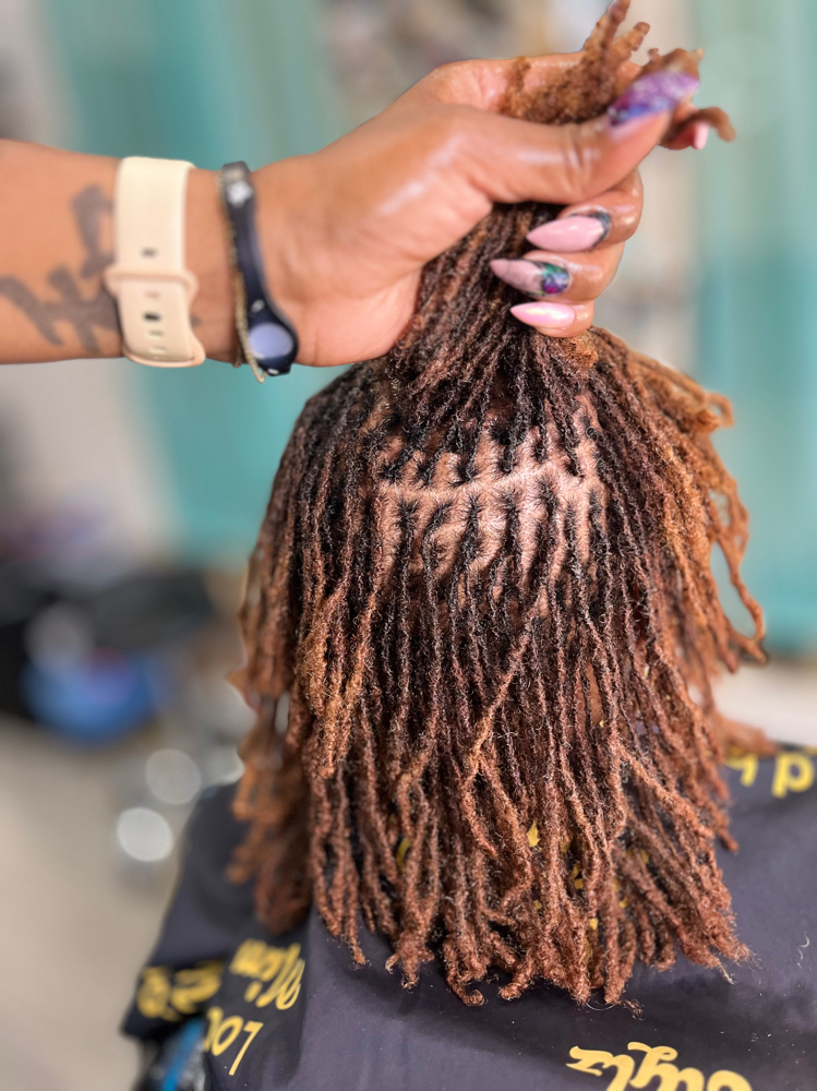 Micro Loc Shampoo & Retie $100/hour