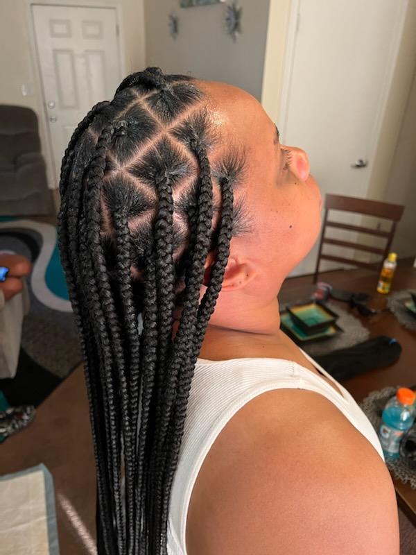 Large Knotless Braids