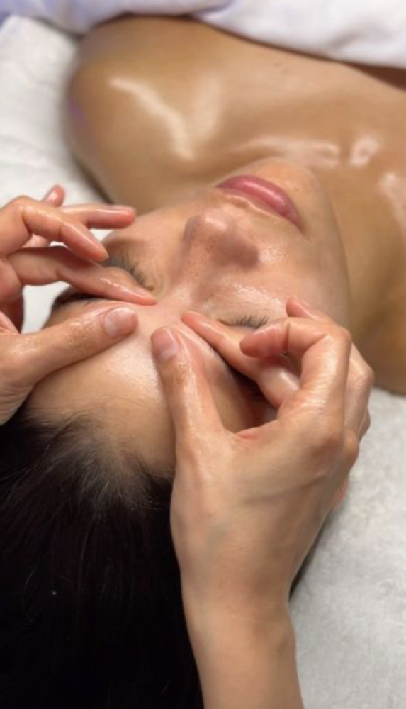 The Flow Facial