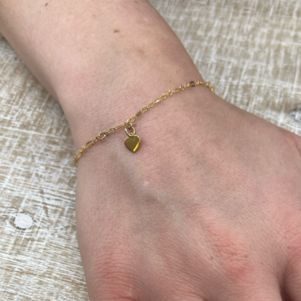 Permanent Jewlery at The Happy Hippie Esthetician in Roscoe, IL