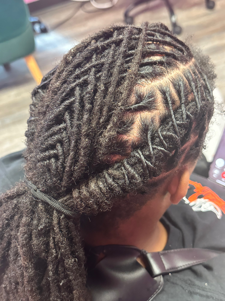 Loc Retwist & Style