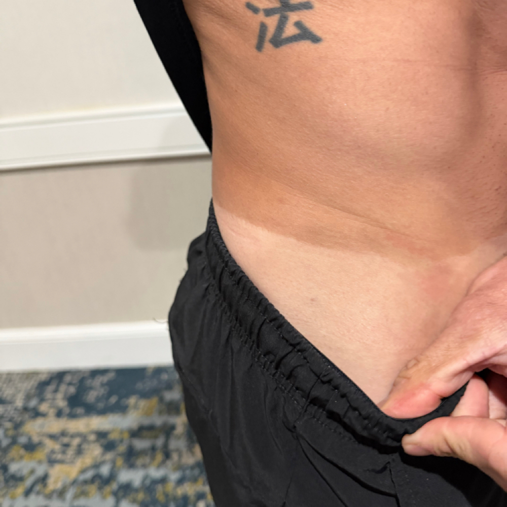 Spray Tan at Royalty Salon & Spa in Venice, FL
