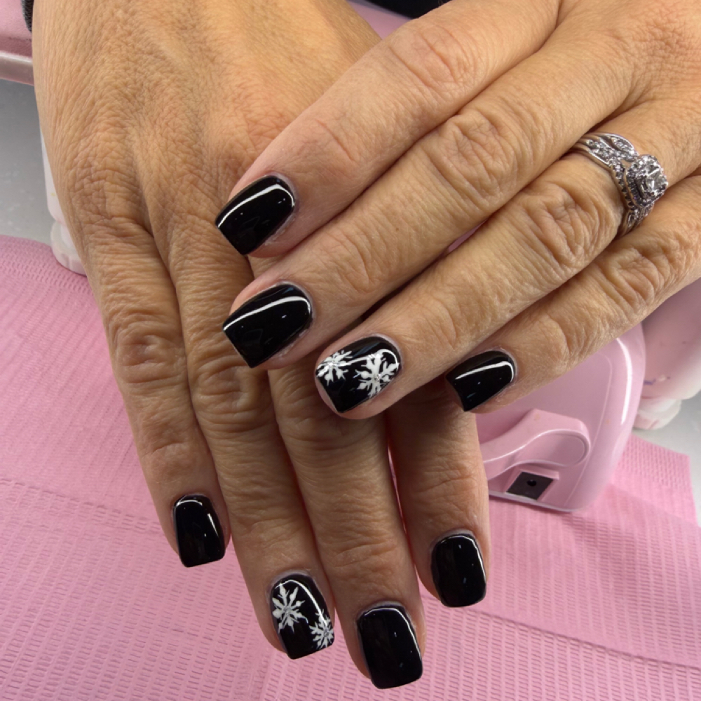 Dip Powder Nails at Pretty & Polished, LLC in Easton, MD