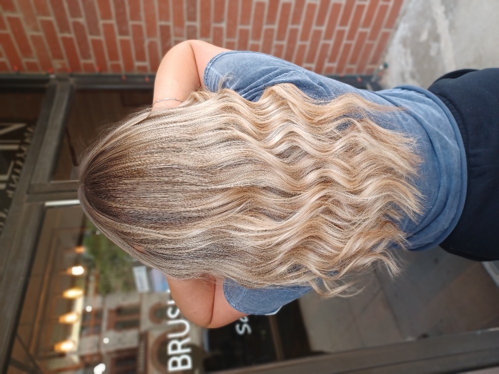 Balayage With Natural Root