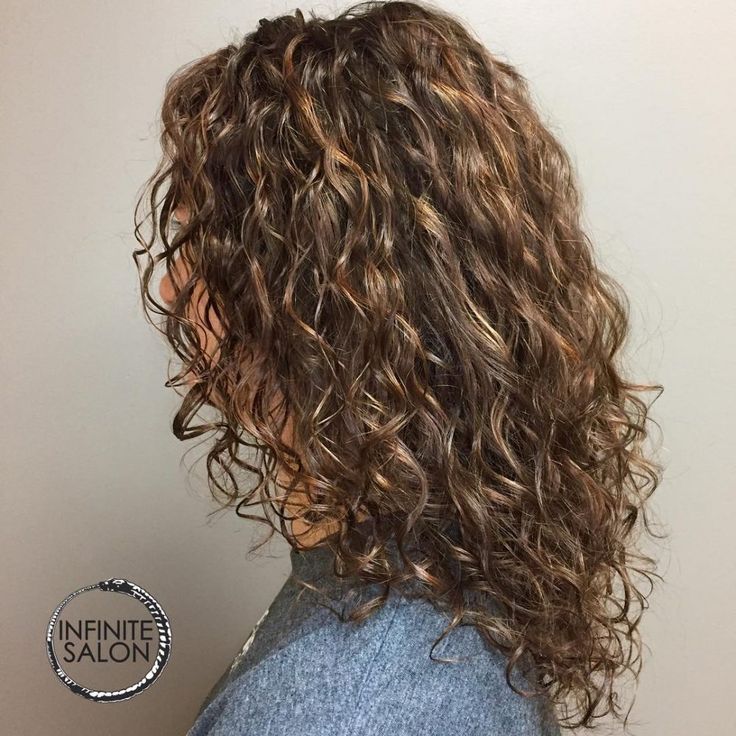 Curly cut - medium length