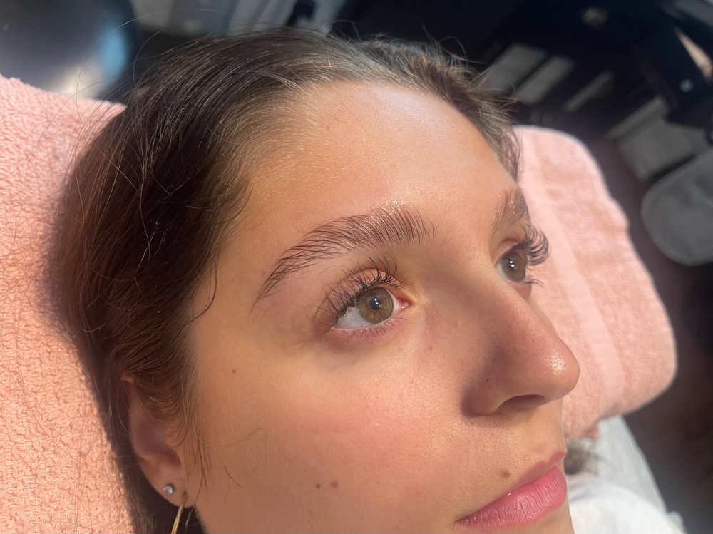 Eyebrow Lamination