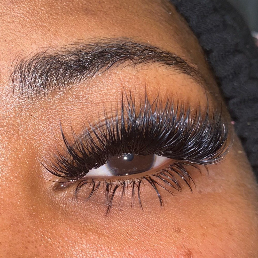 Bottom Lashes ONLY
