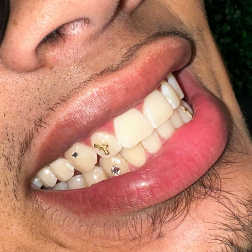 🪄BUY 1 TOOTH GEM GET 1 FREE at BODY SCULPTING, BRAZILIAN WAXING, TEETH GEMS & WHITENING 📍NJ MOBILE in Hazlet, NJ