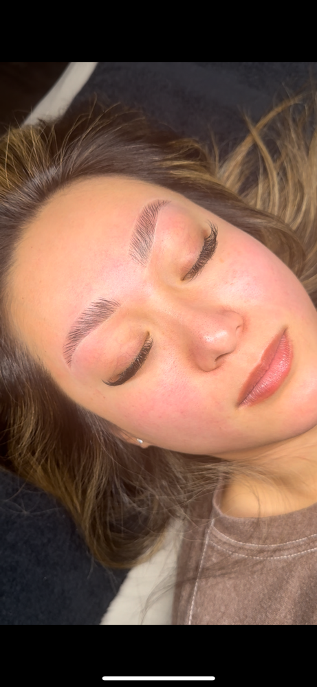 The “Signature” Brow