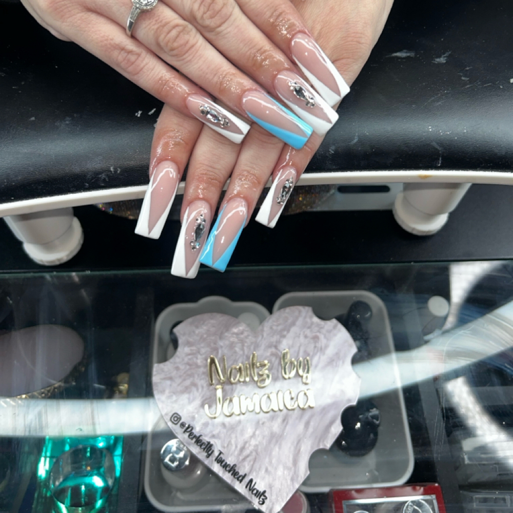 Long Acrylic Fullset at Kè Luxè Beauty Bar in Louisville, KY