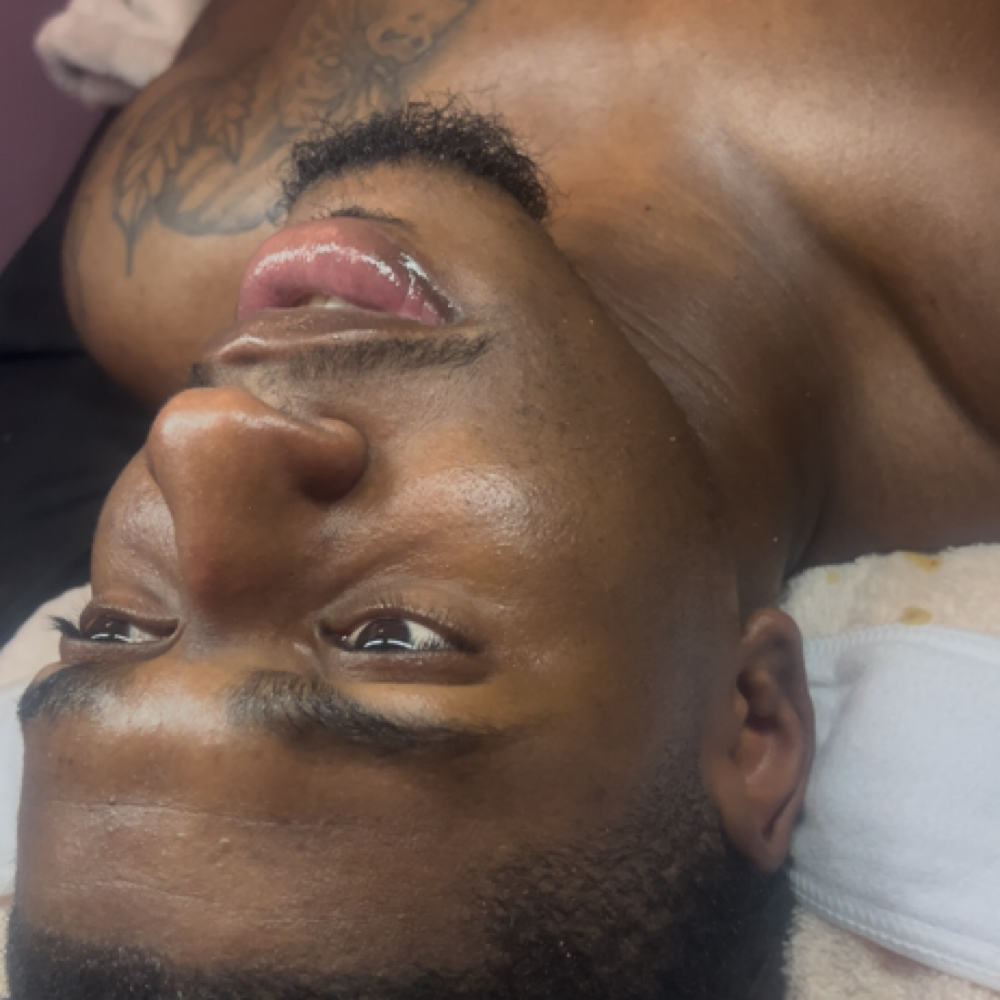 Gentlemens Facial at 444esthetics in garden city, MI
