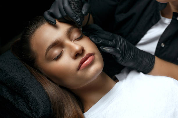 Lash and brow tinting