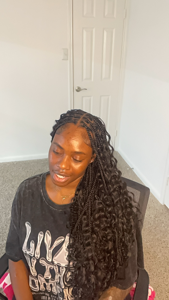 Bora Bora Knotless Braids at TheBratZHouse in Houston, IL