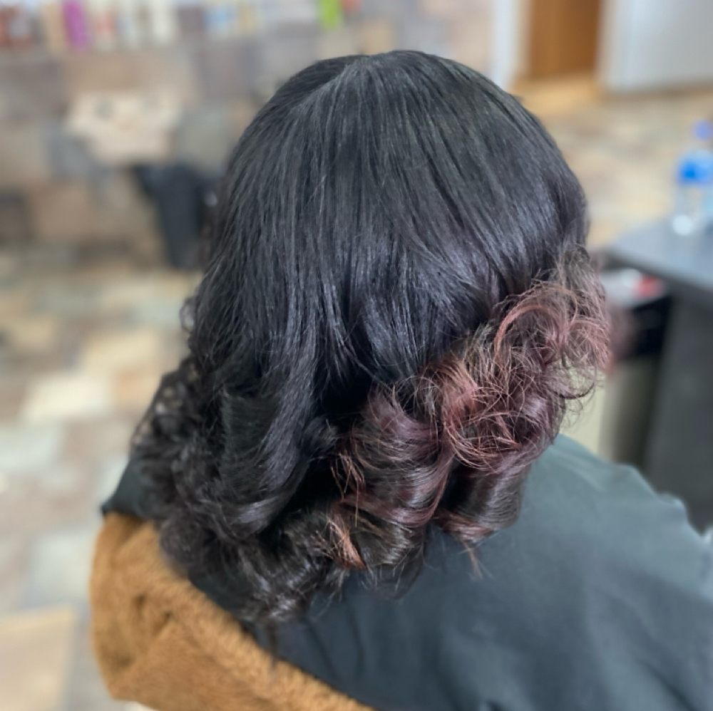Wash & Curls at Roots To Ends in Columbus, OH