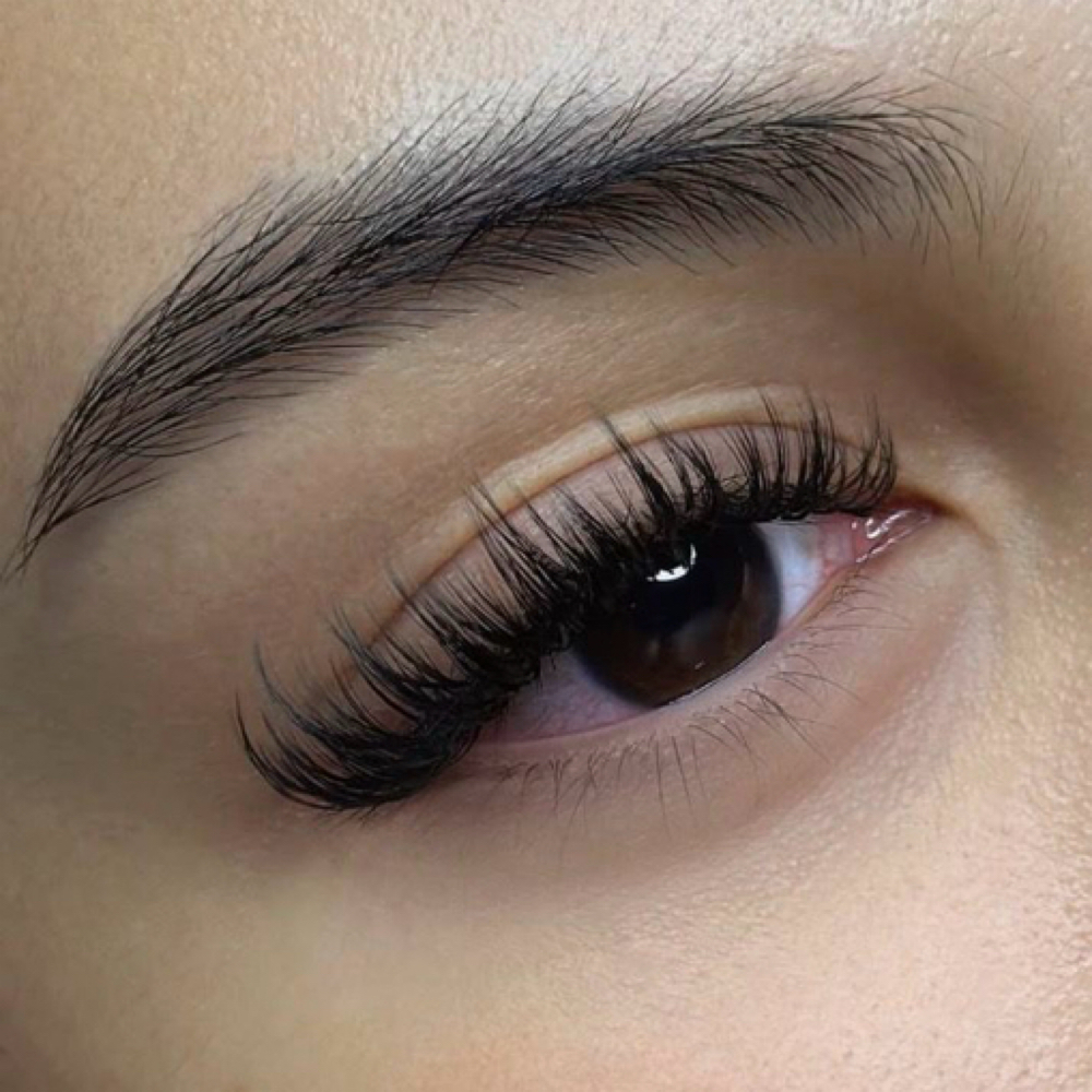 UV Lash Extention Full Set at Obsidian Nails & Lash Studio in North Little Rock, AR