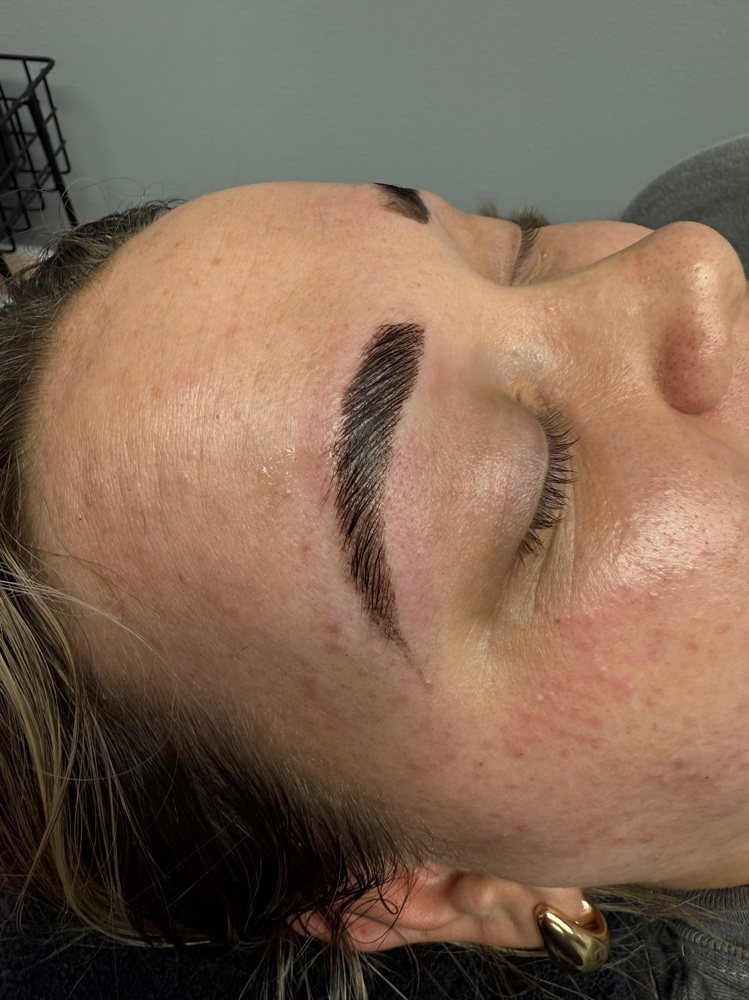 Eyebrow Lamination