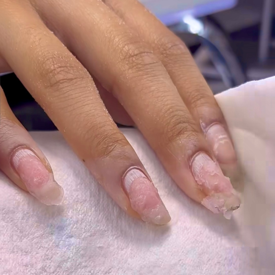 Soak Offs at Alyssa Nicole Nails in Schererville, IN