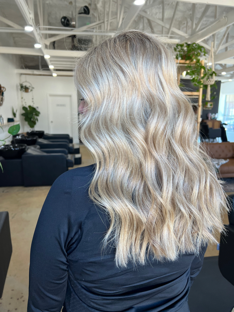 Bleach Root Retouch w/Glaze