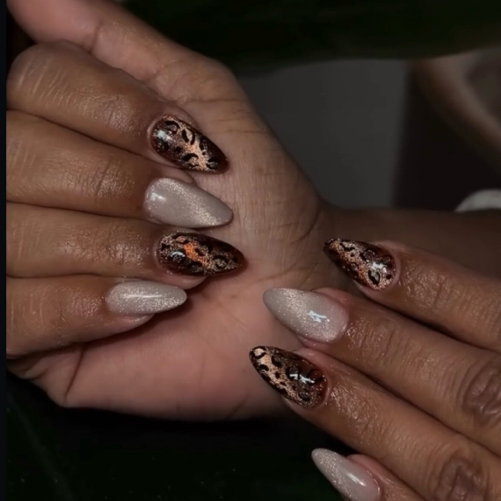 Cat Eye at Rubiiglownails in North Carolina, NC