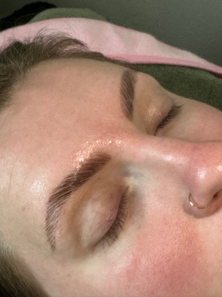 Brow Lamination, Eyebrow Wax & Tint