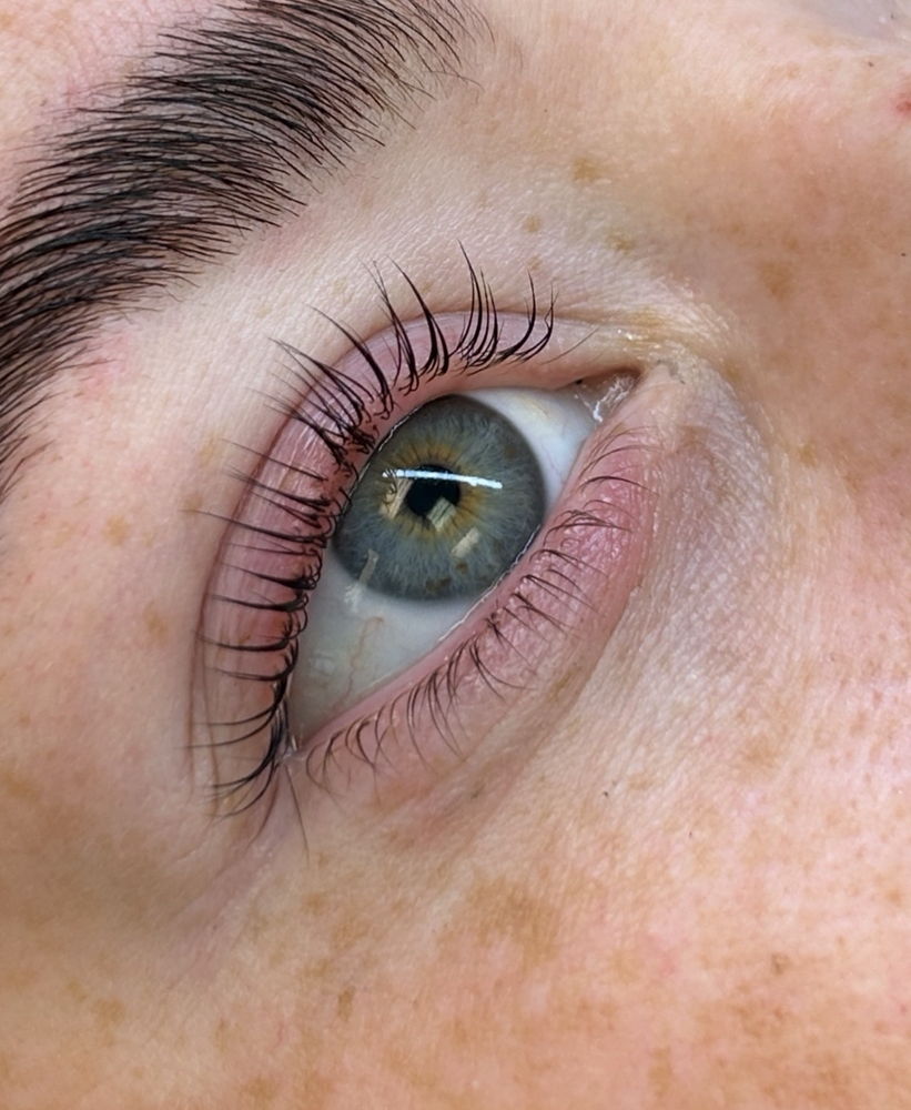 Eyelash Lift and Tinting