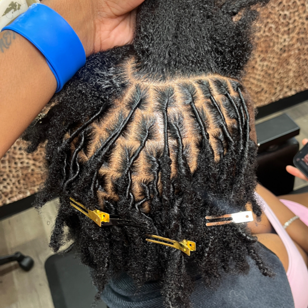 Basic Retwist at Loccd by Tee in Arlington, TX
