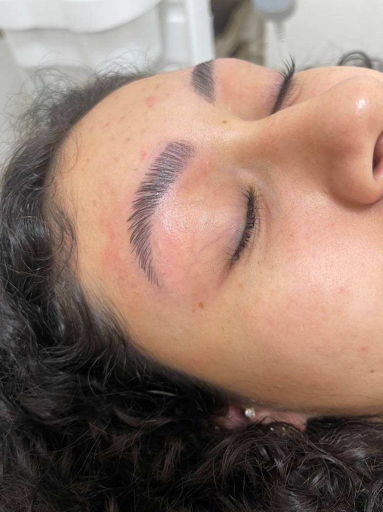 Brow Lamination And Tint