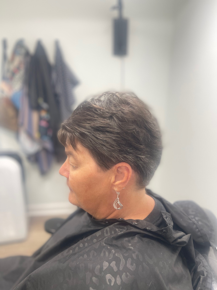 Women’s Cut, Wash & Style at Ashley’s Barber Suite @ Real Life Studio Suite D in Columbia, TN
