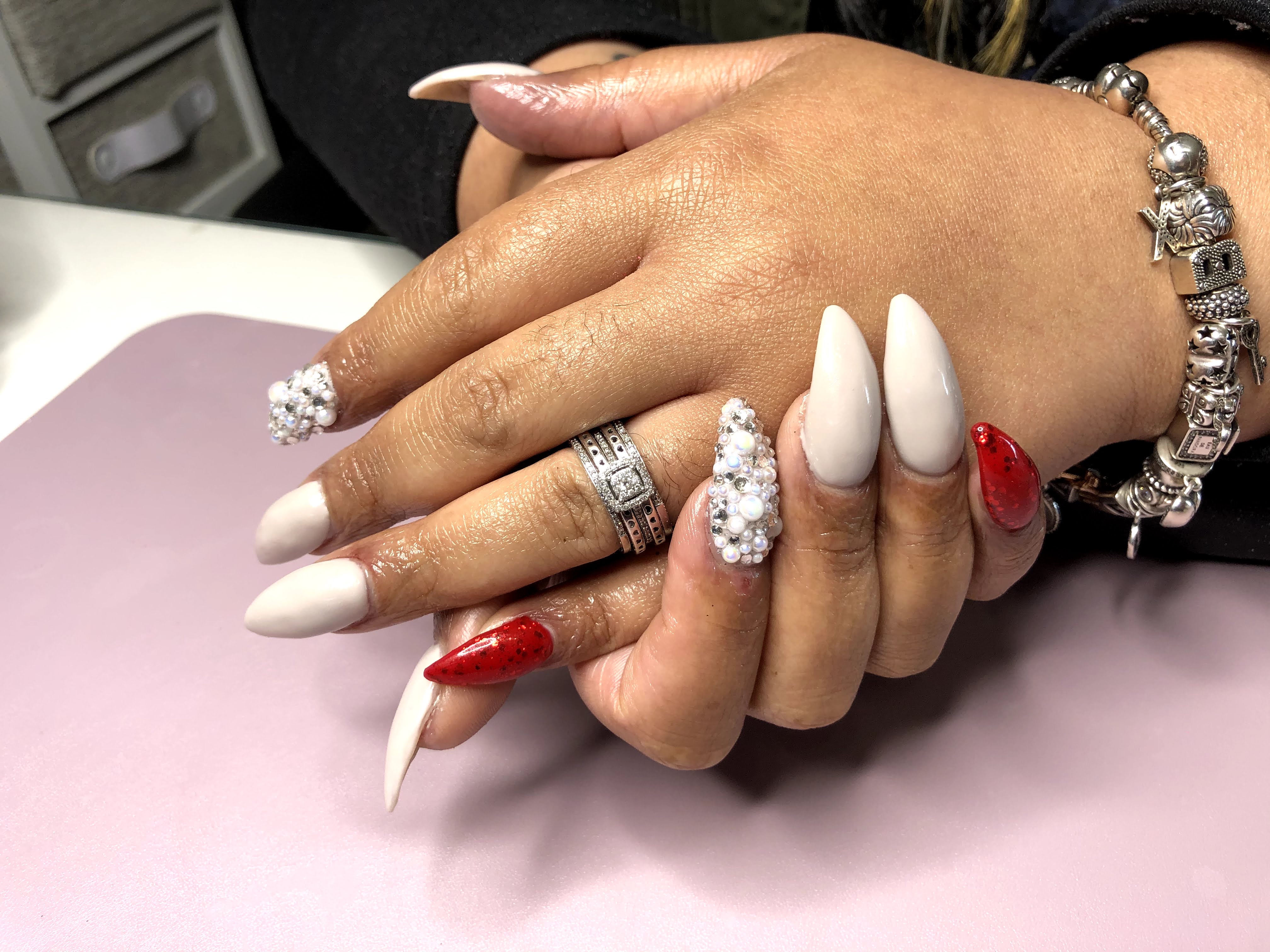 Full Junk Nail of Jewels (per nail) at UNaileditB in Columbus, OH