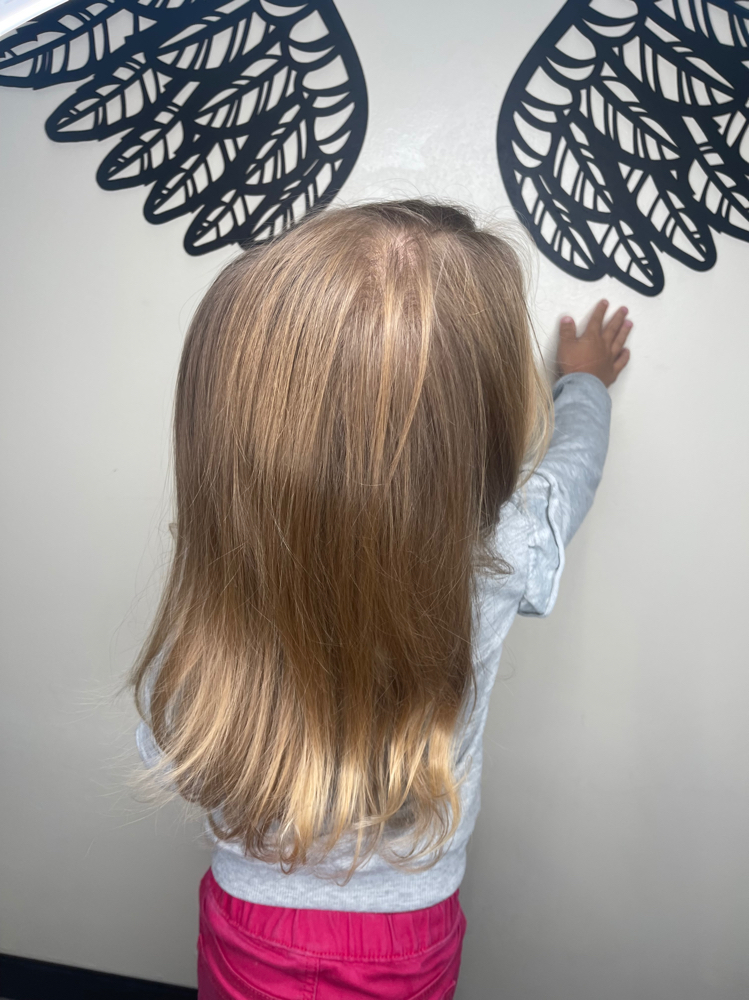 Girl’s Cut (10 and under)