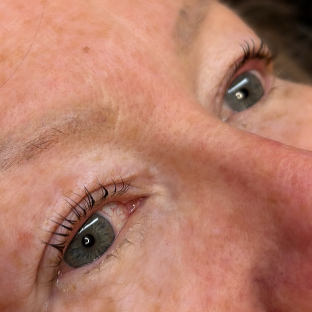 Lash Lift + Tint