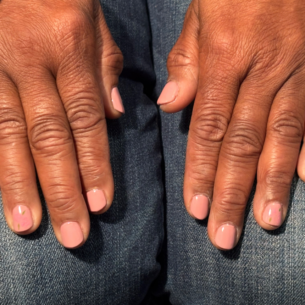 Dry Manicure at Keke’s Nail Studio in Daly City, CA