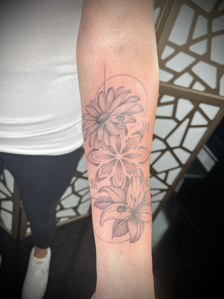 Three Hour Tattoo at Briana Rae Tattoos in Woodbury, MN