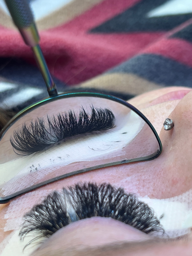 Color Lashes