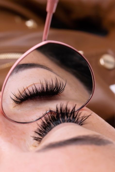 Lashes (Clusters)