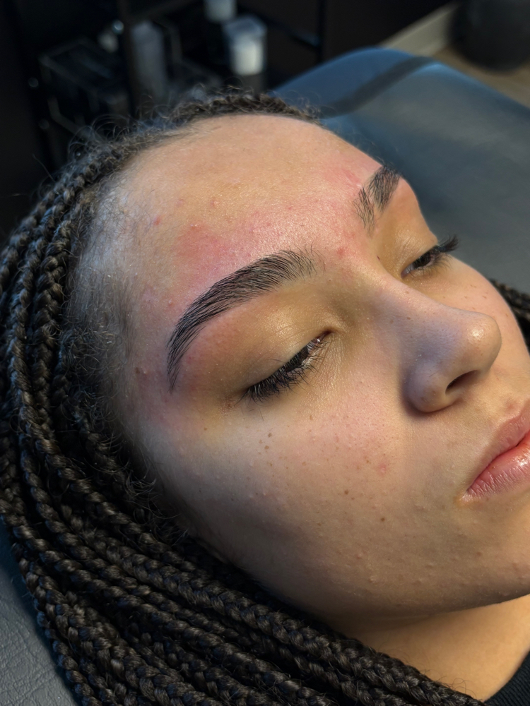 ＢＲＯＷ  ＳＨＡＰＥ