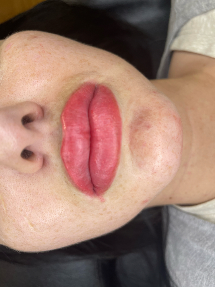 Lip Blush Permanent
