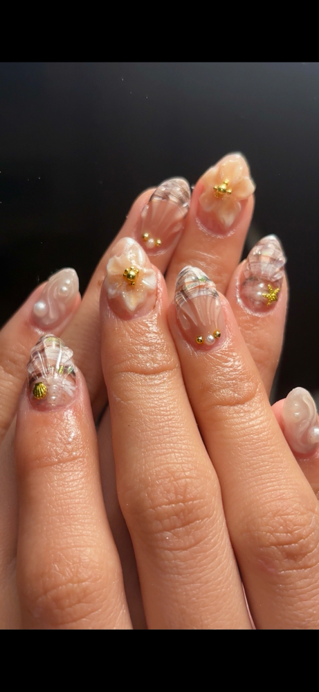 short acrylic almond <3