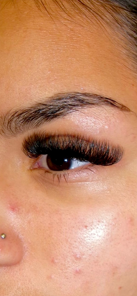 Mega Volume Lash Extensions