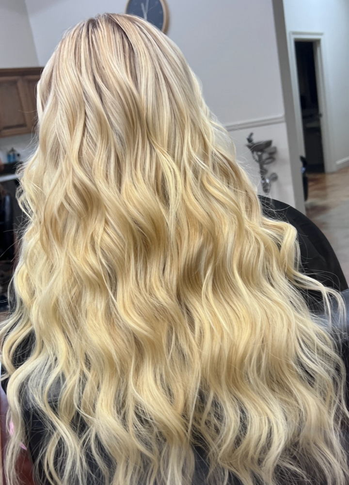 STYLE BLOWOUT WITH EXTENSIONS