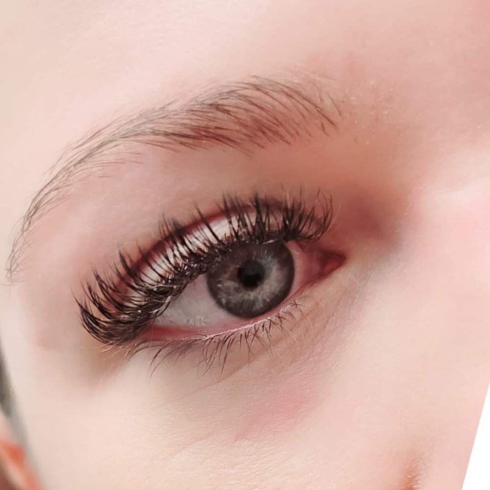 classic set lash extensions