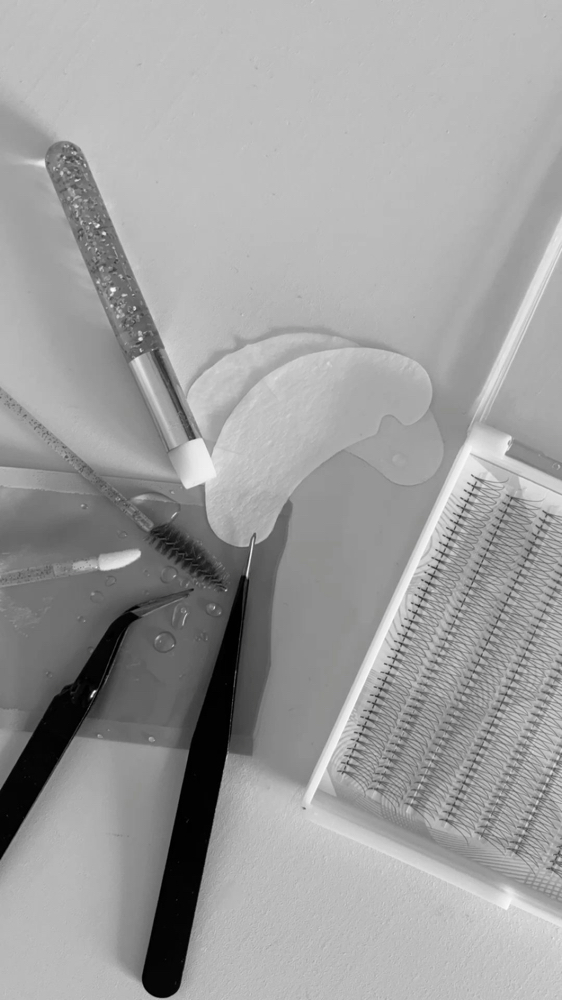 Lash Removal From Other Artist