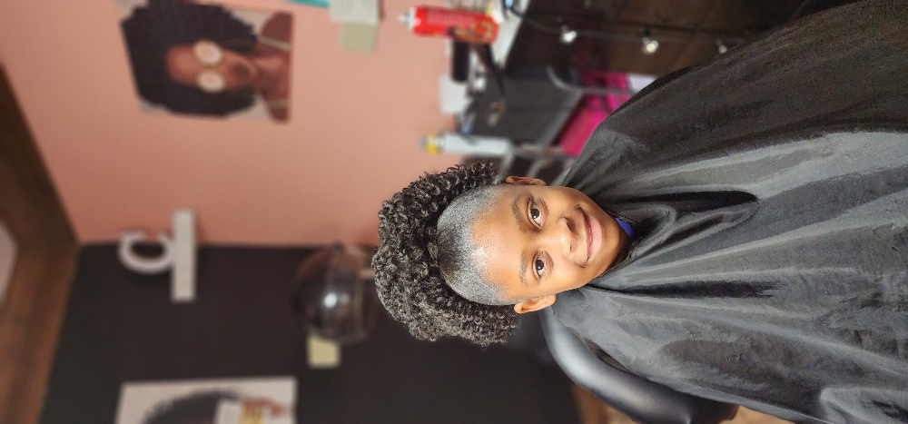 Sleek Ponytail *Hair NOT Provided* at Critique Finishes in Texarkana, TX