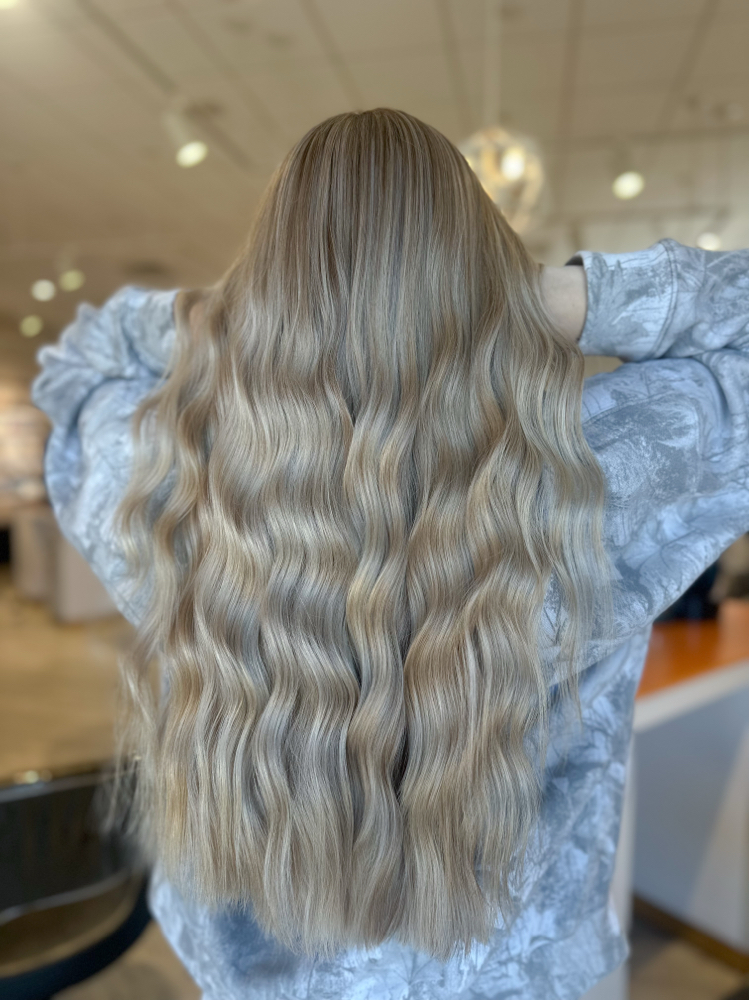 Full Blonding Service